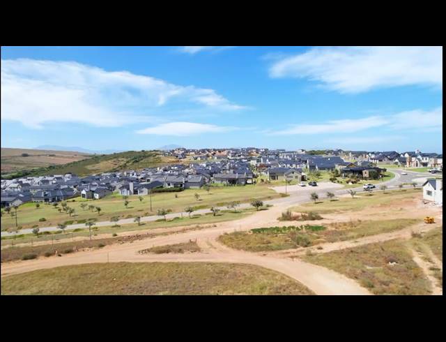 3 BEDROOM FREEHOLD FOR SALE IN HARTLAND LIFESTYLE ESTATE